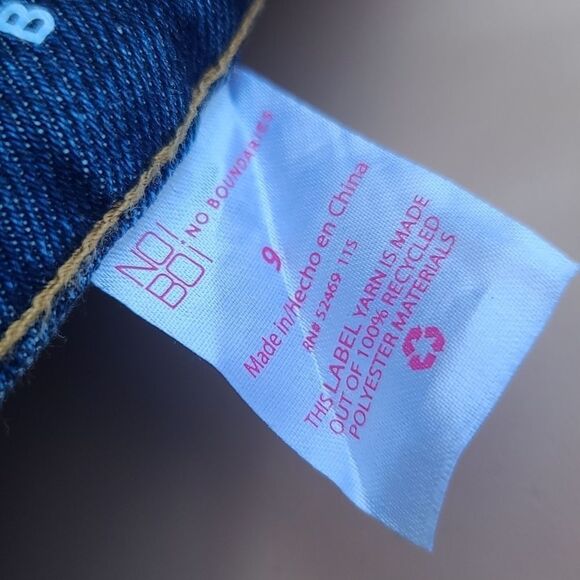 No boundaries high-rise girlfriend jeans - Picture 7 of 9